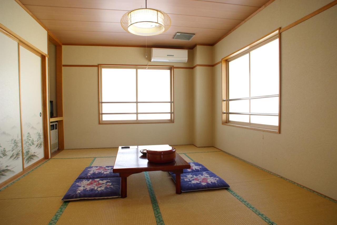 Hotel Elm Ishiuchi Minamiuonuma Exterior foto